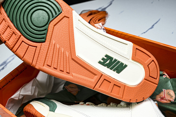 Jordan 3 Retro SP SoleFly Miami - IF4491-100