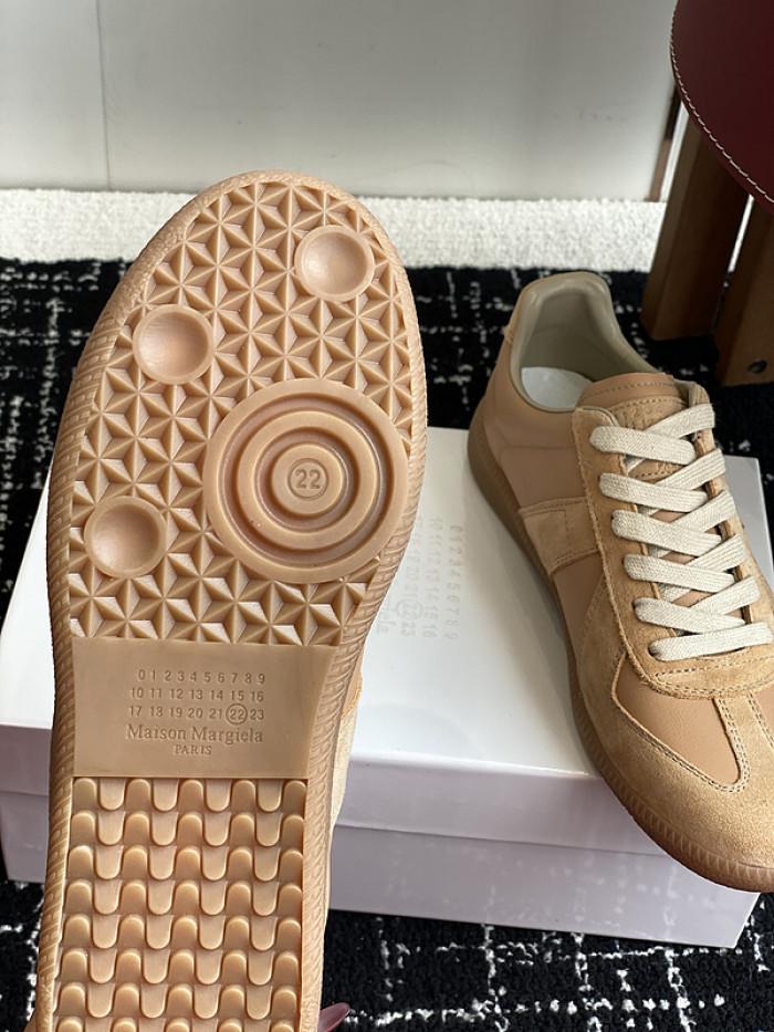 MM COPSHOE -MM79