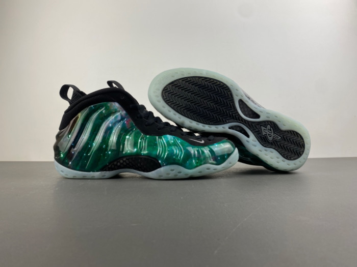 Nike Foamposite Pro Pine Green CPT NK0004