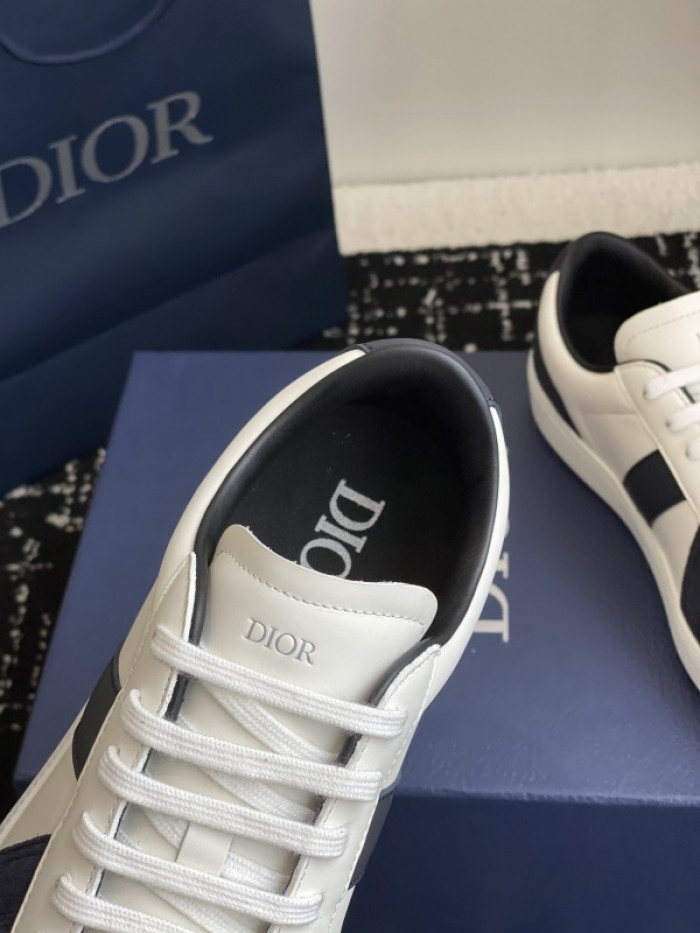 D1R* 25Pre-Fall Berlin 01 SNEAKER DR-PF02