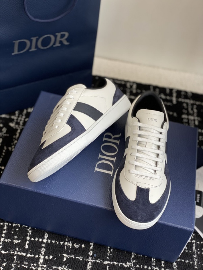 D1R* 25Pre-Fall Berlin 01 SNEAKER DR-PF02