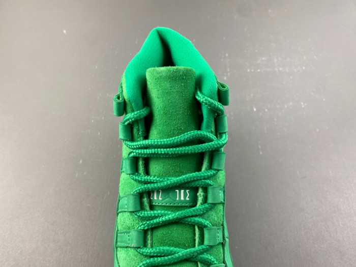 Air Jordan 11 “Green Screen” IQ5700-900