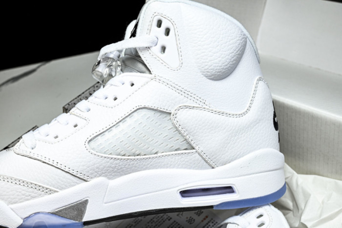Air Jordan 5 White Metallic 2026 HQ7978-103