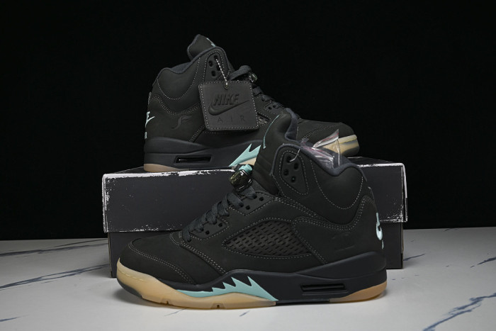 Jordan 5 Retro SoleFly Black Aurora Green IU0734-001