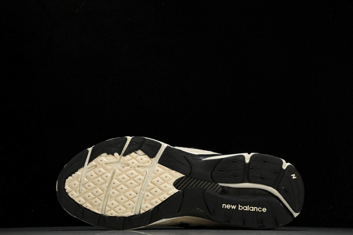 n*ew b*alance copshoe nb-104