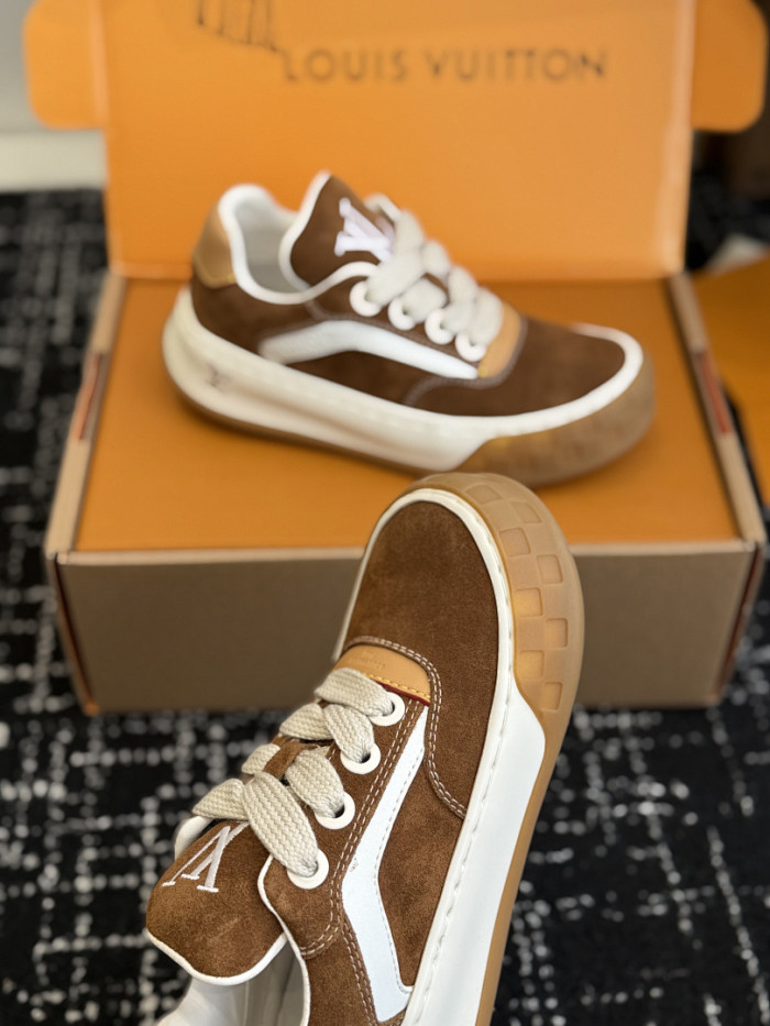 LVT Tilted Sneaker COPSHOE L&V-TI02