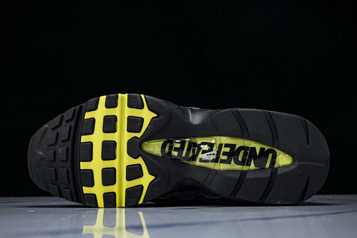 Undefeated x Nike Air Max 95 Yellow - IB4523-002